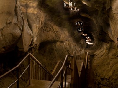 lauralcaverns_hallofthemountainkings